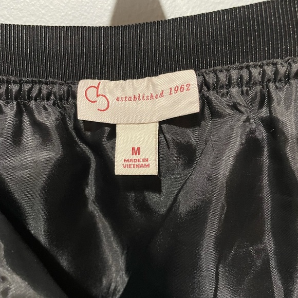 Black and white skirt, excellent condition - Picture 2 of 2